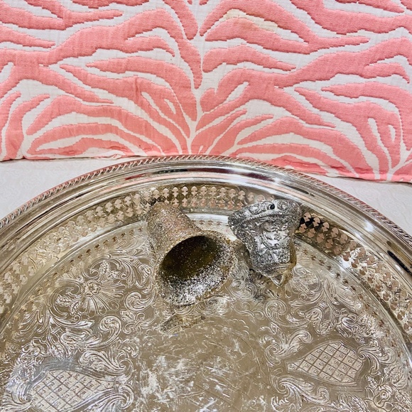 N29-BUNDLE ONLY Vintage Silver Glittered Plastic Decorative Bells - Picture 3 of 8